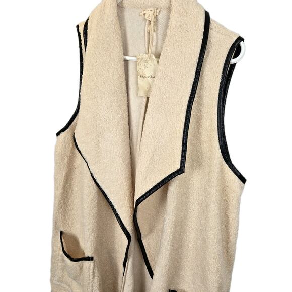 Hem & Thread Soft Sherpa Open Vest Ivory W Black Piping NWT Large LAGENLOOK BOHO - Picture 1 of 7